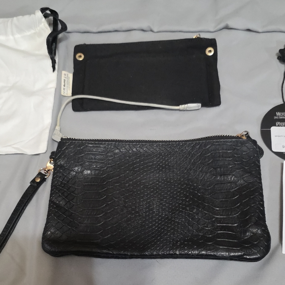 H Butler Black Snake Textured Women's Charging Wristlet